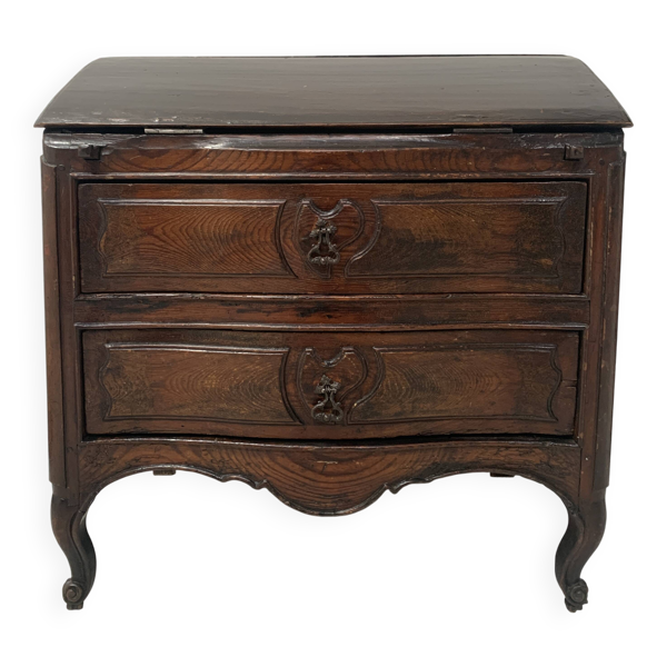 Meuble de maitrise en chêne sculpté Commode scriban XVIII siècle