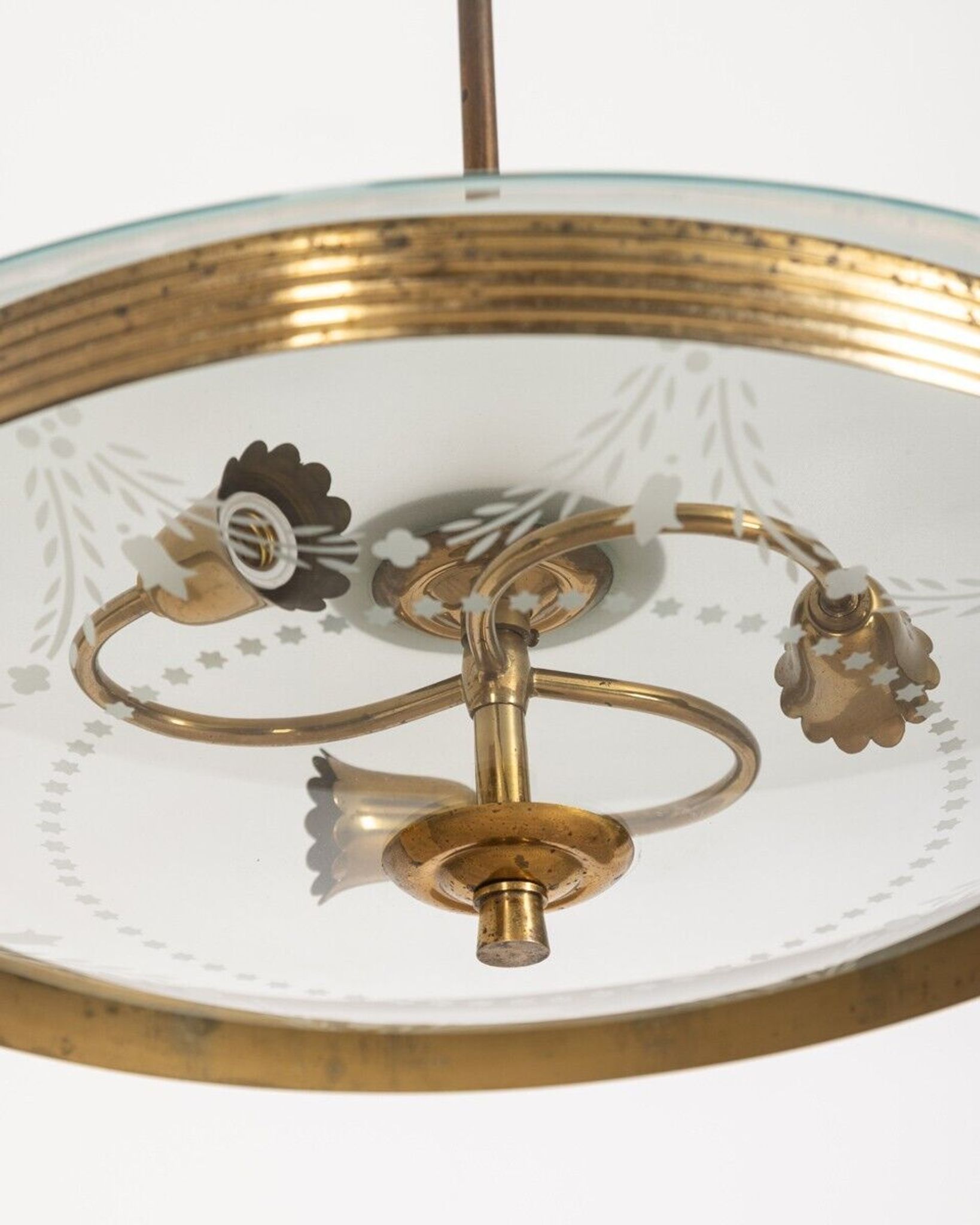 Lustre vintage des années 50 en verre et laiton design italien