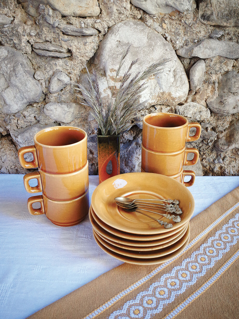 Set of 6 tea cups / glazed ceramic coffee