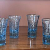 Lot de 4 verres soufflé bleux.