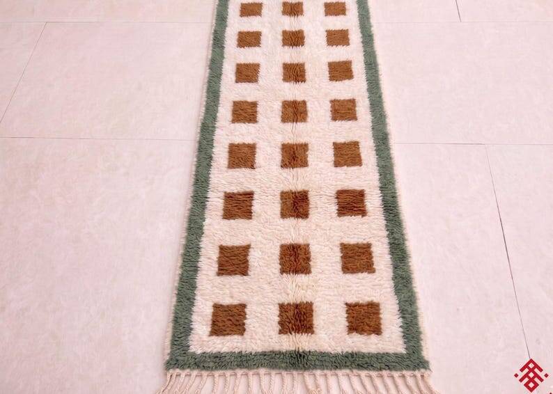 Handmade runner rug 300cm x 100cm