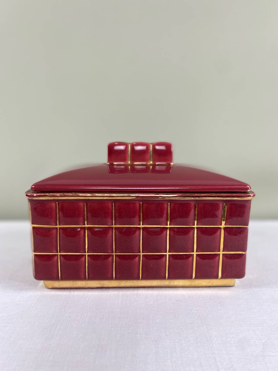 Art Deco candy box