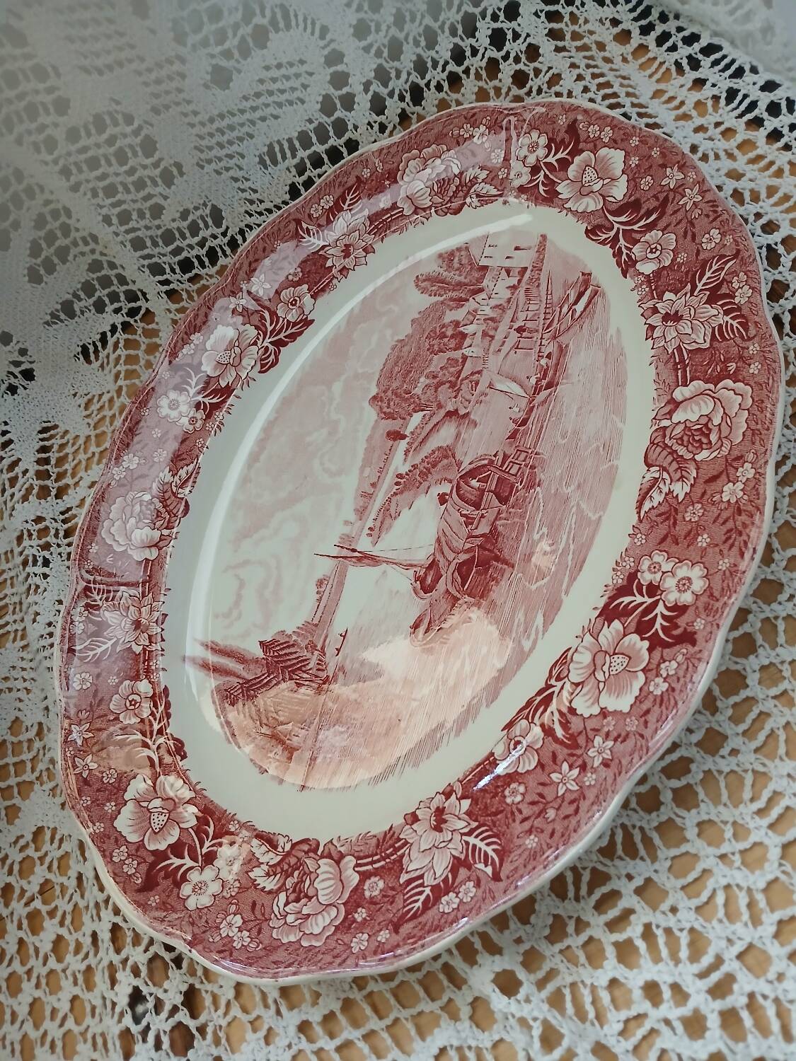 Antique Palissy soup tureen / England