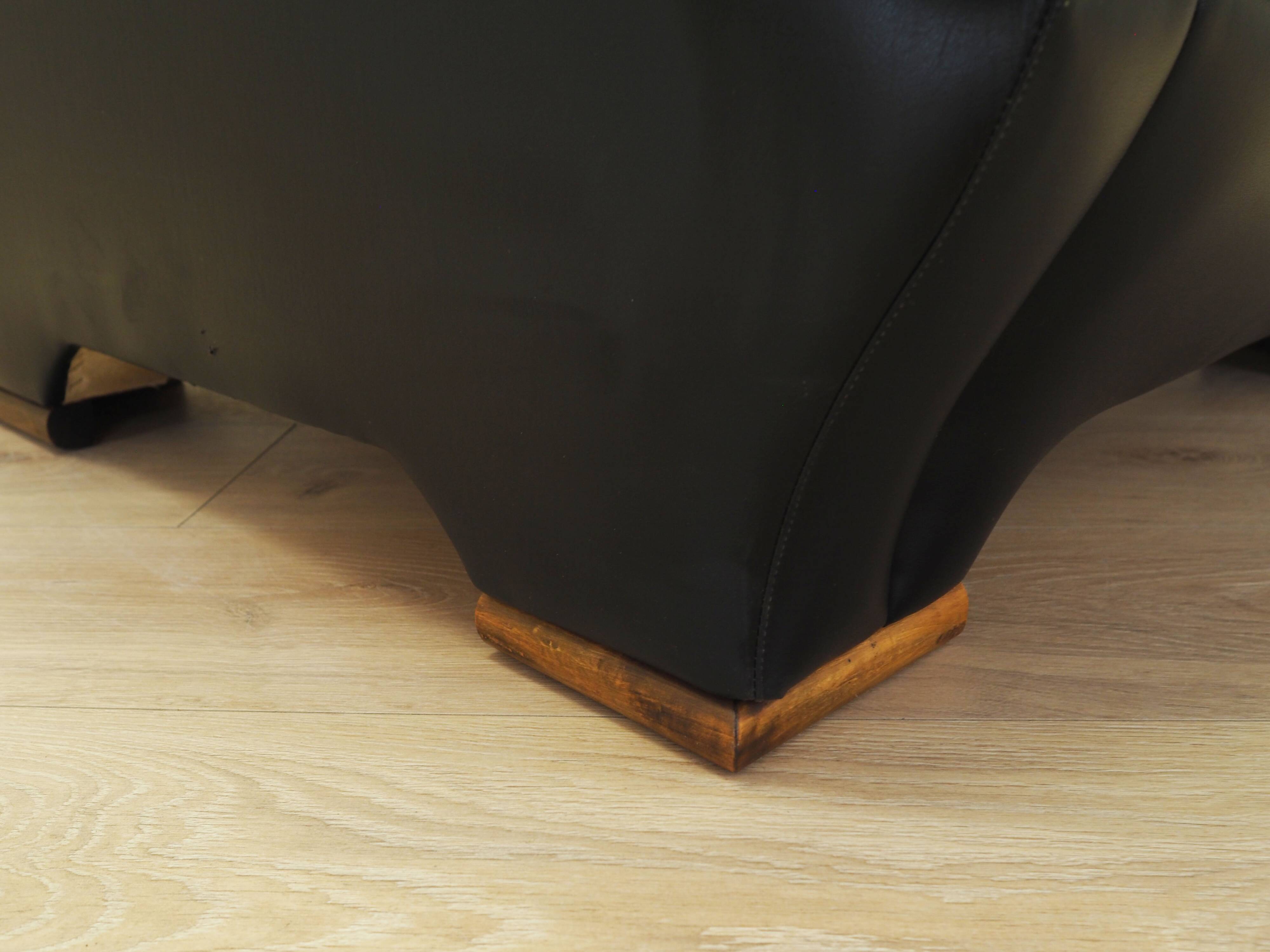 Black armchair, Italian design, 1980s, manufacture: Italy