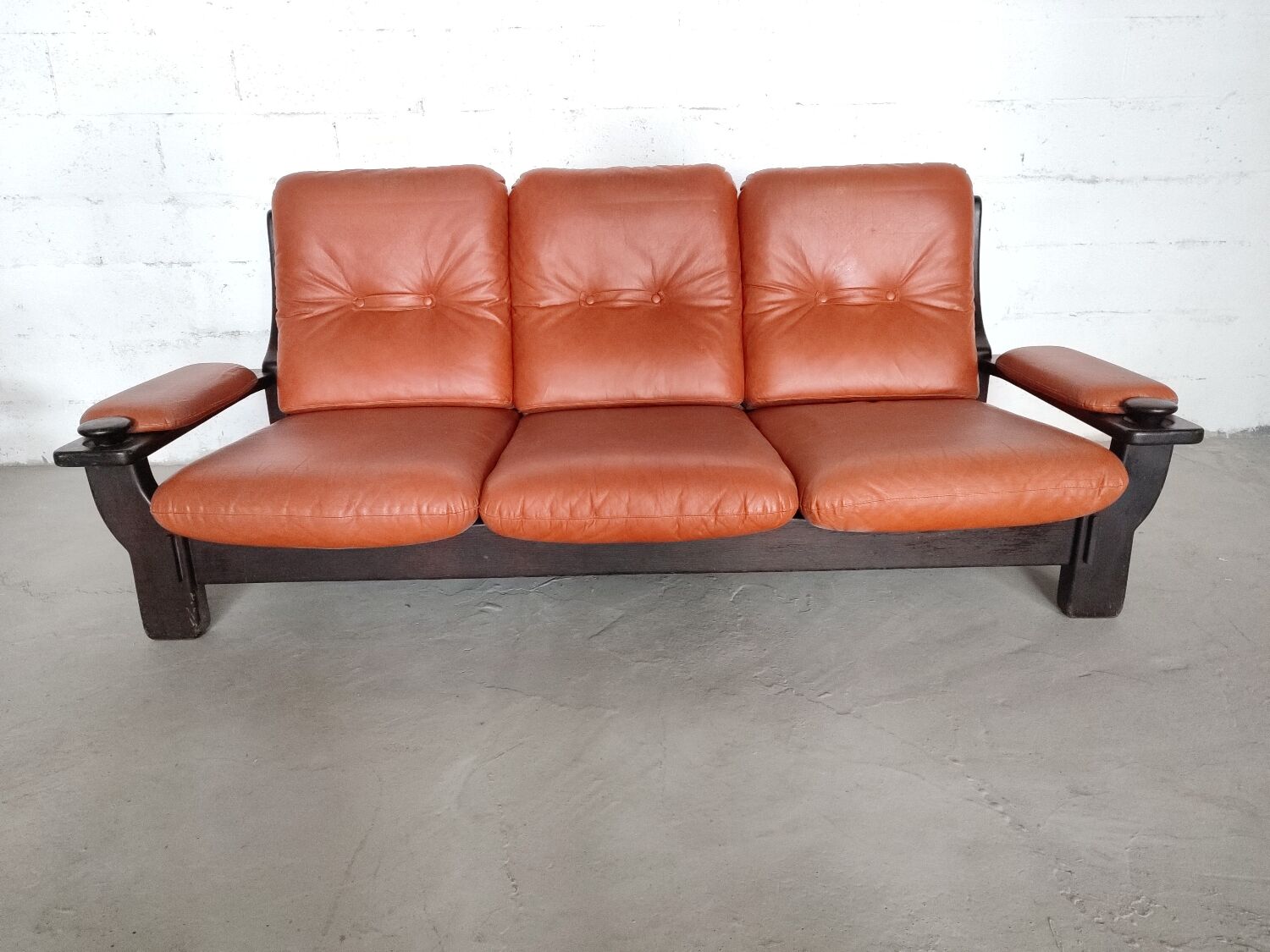 Brazilian brutalist leather sofa