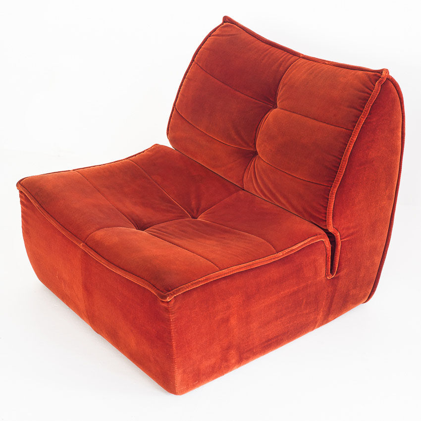 Vintage velvet lounge chair. Distributed by Cinna. France 1980s.