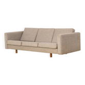 Canapé 3 places GE300 par Hans J. Wegner pour Getama