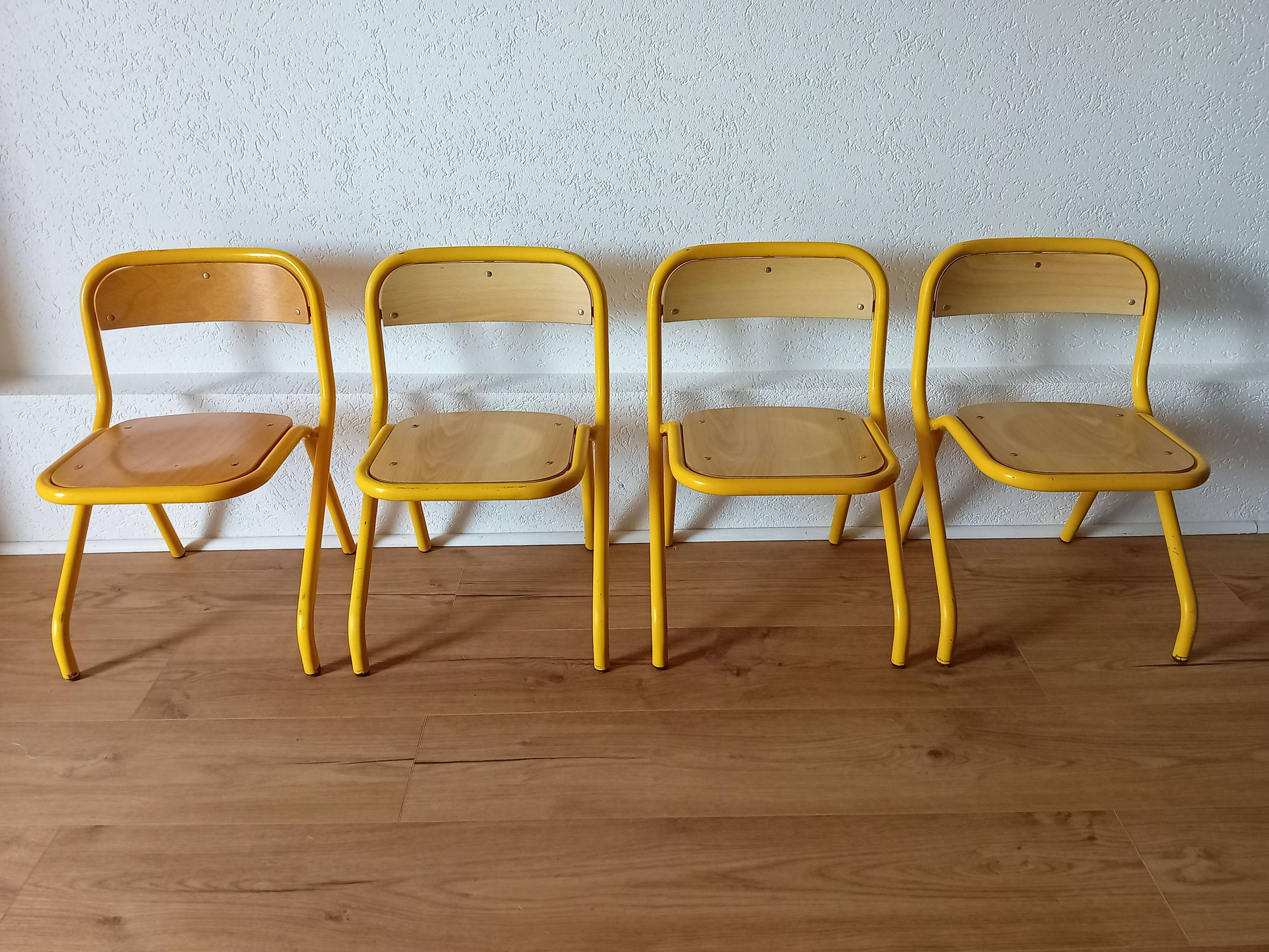 Lot de 4 chaises maternelle