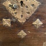Indian chest in wood and gilded metal