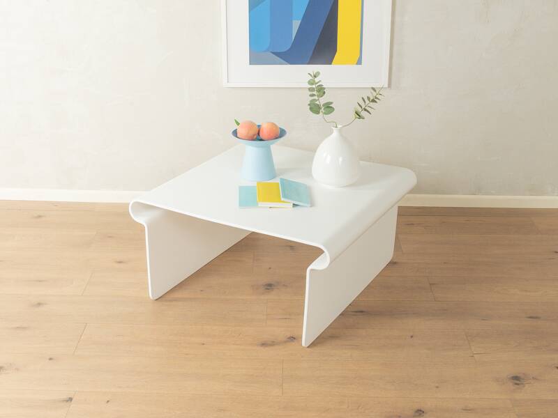 Space Age coffee table from the 1970s, high-quality frame made of white plastic