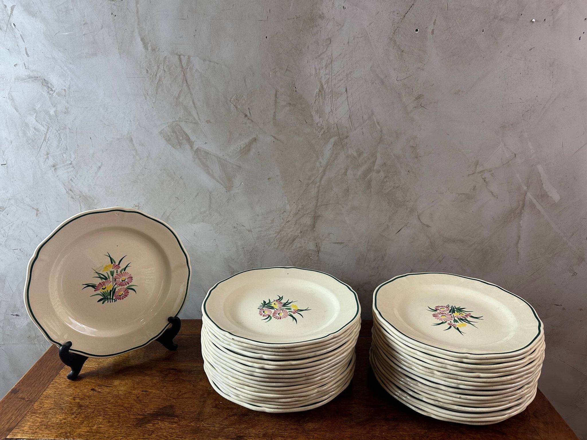 Hand painted Gien service