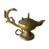 Old oil lamp Aladdin's lamp in bronze oriental lamp