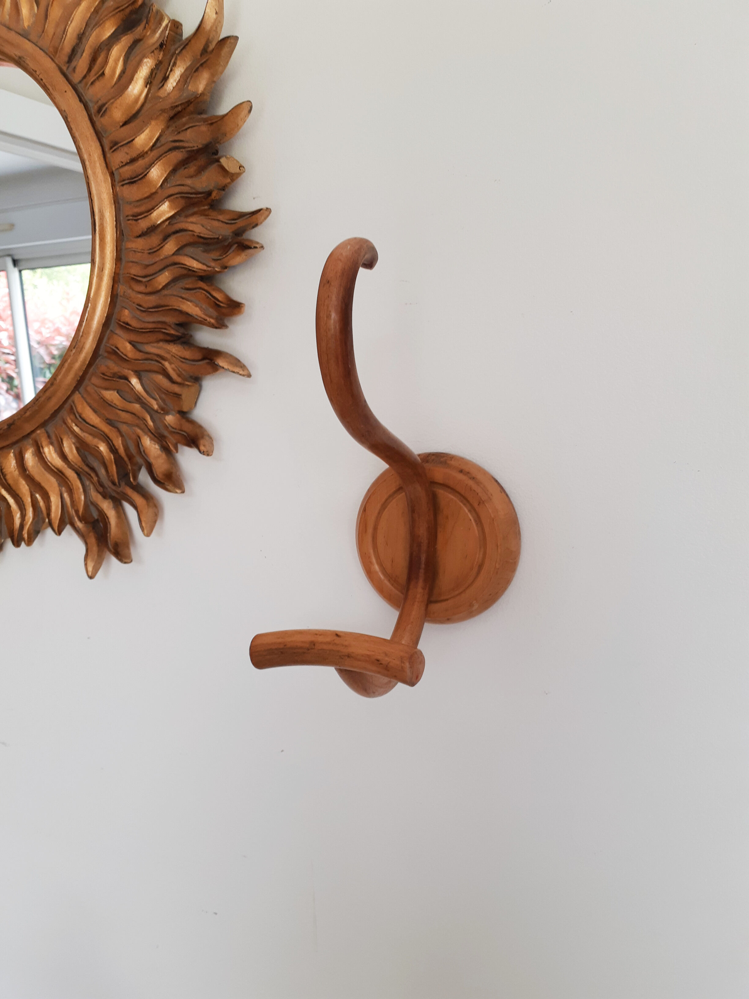 Hook, curved wooden coat rack