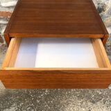 Table de chevet
