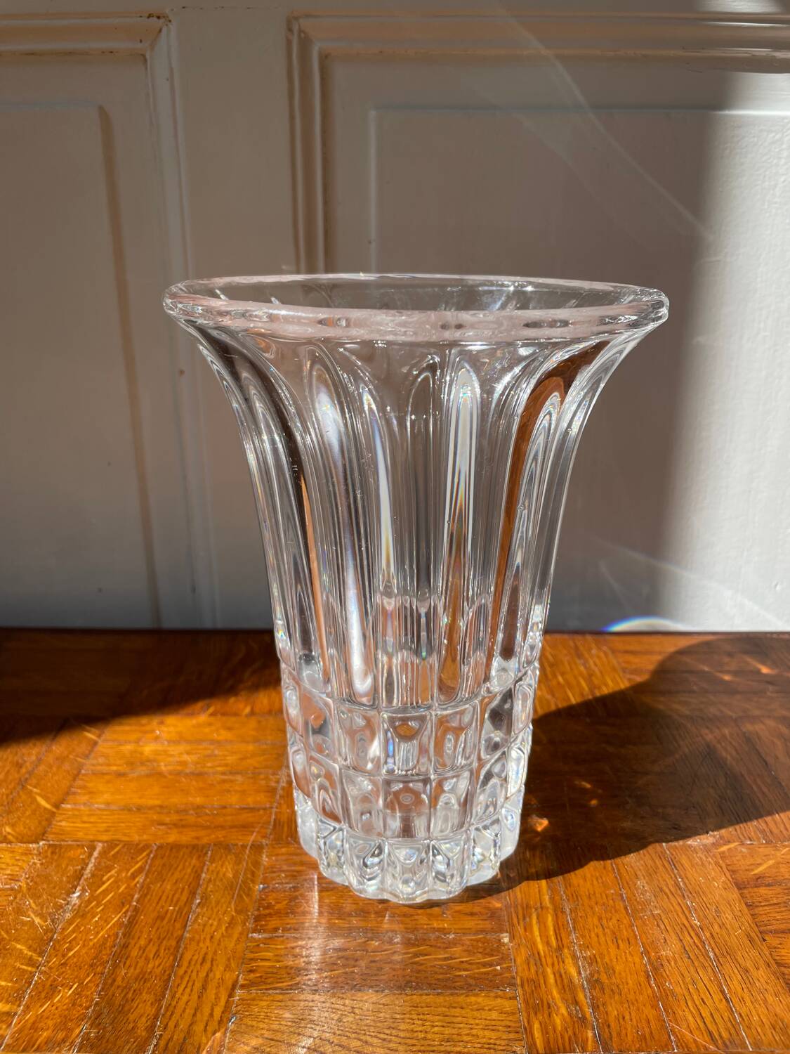 Crystal tulip vase