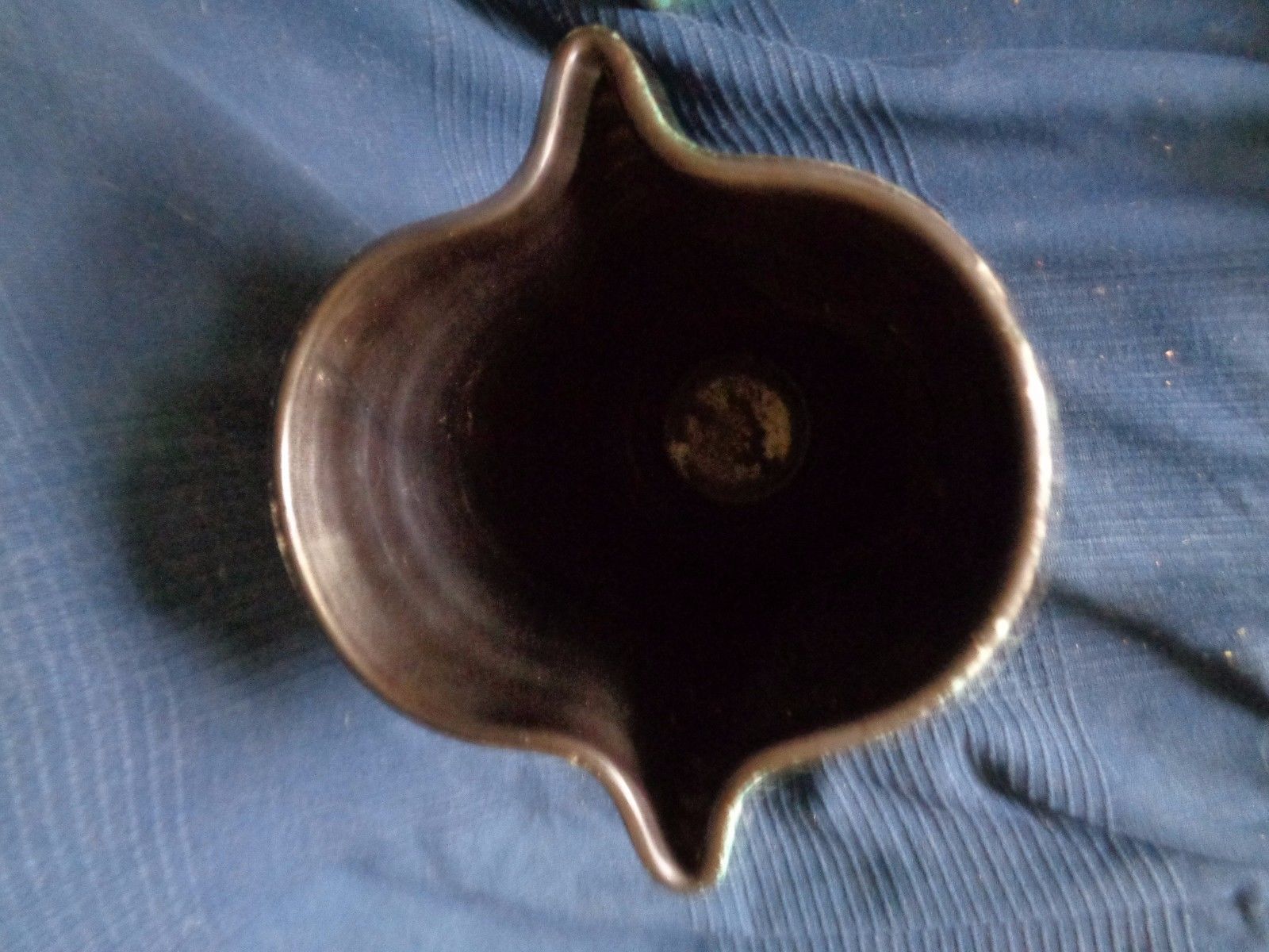 Emerald green lava vase in vintage ceramics