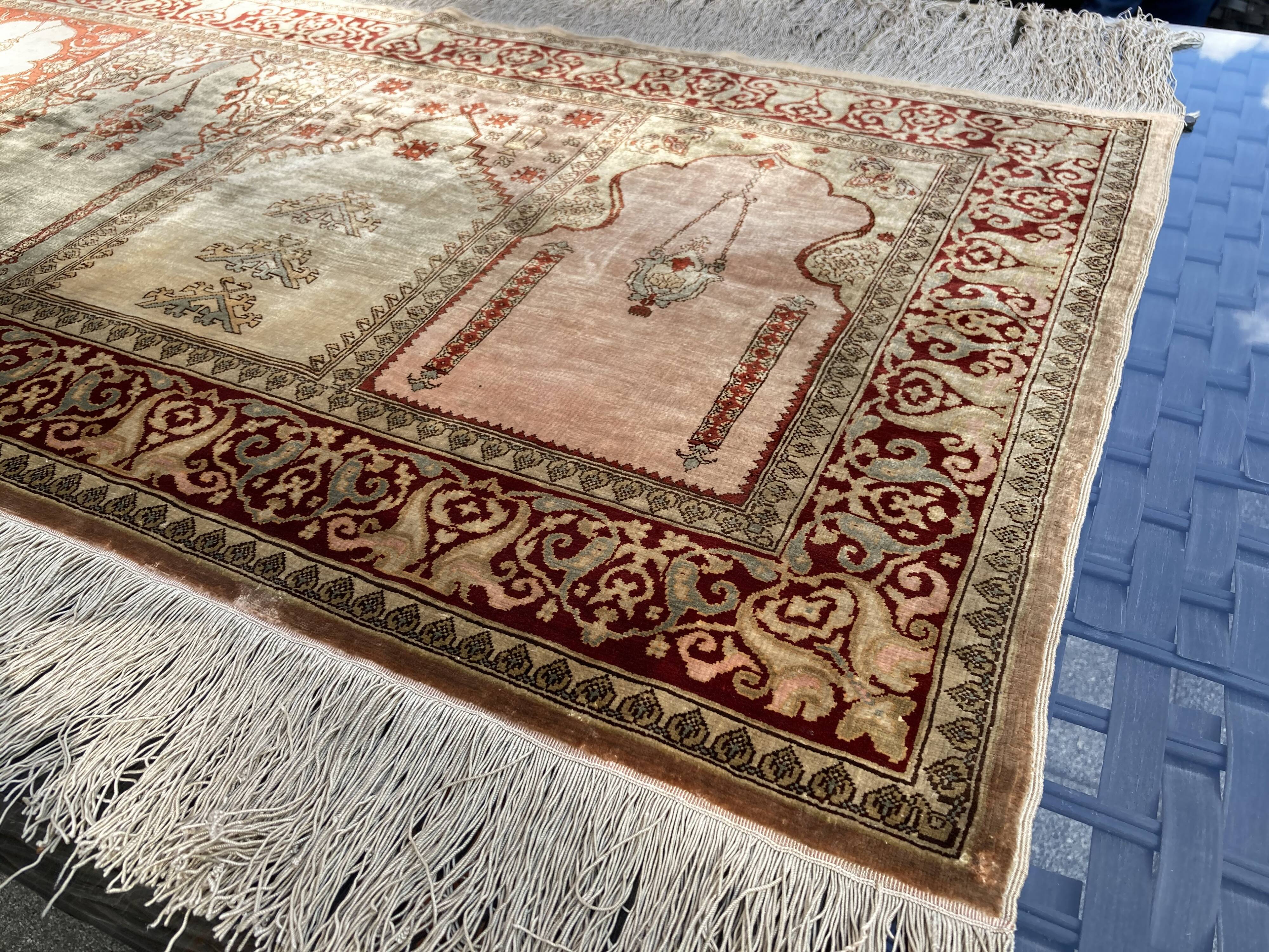 Tapis Istanbul en Soie Signé