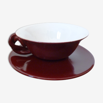 Cup twisted handle and saucer