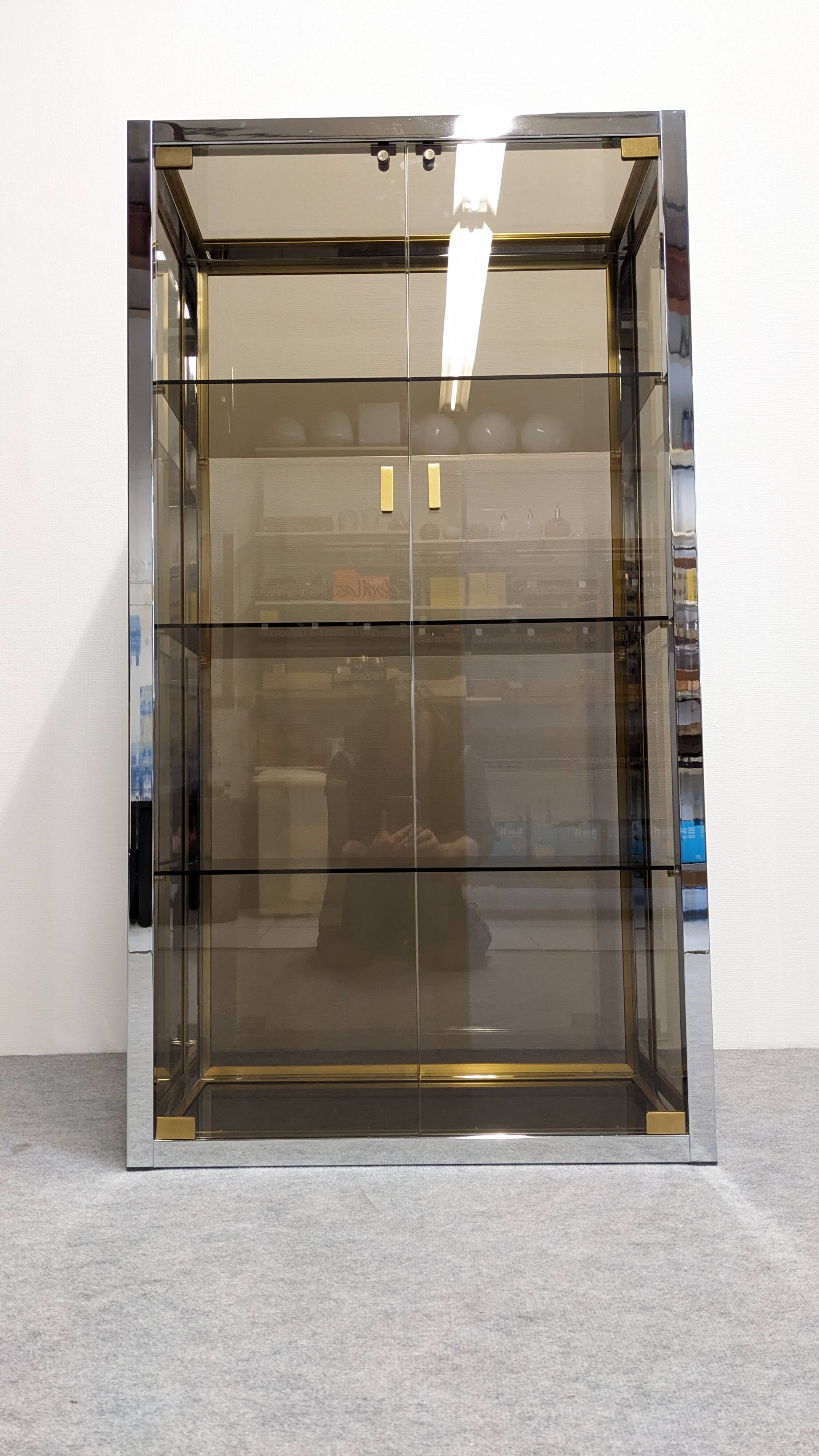 Hollywood Regency display cabinet by Renato Zevi, Italy circa 1970