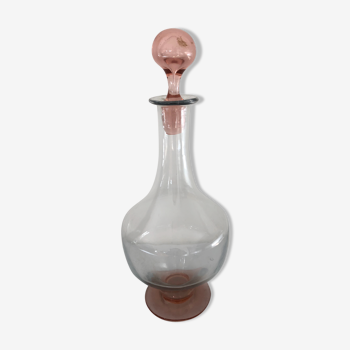 Glass carafe