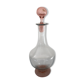 Glass carafe