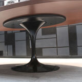 'Tulip' dining table by Eero Saarinen for Knoll Studio
