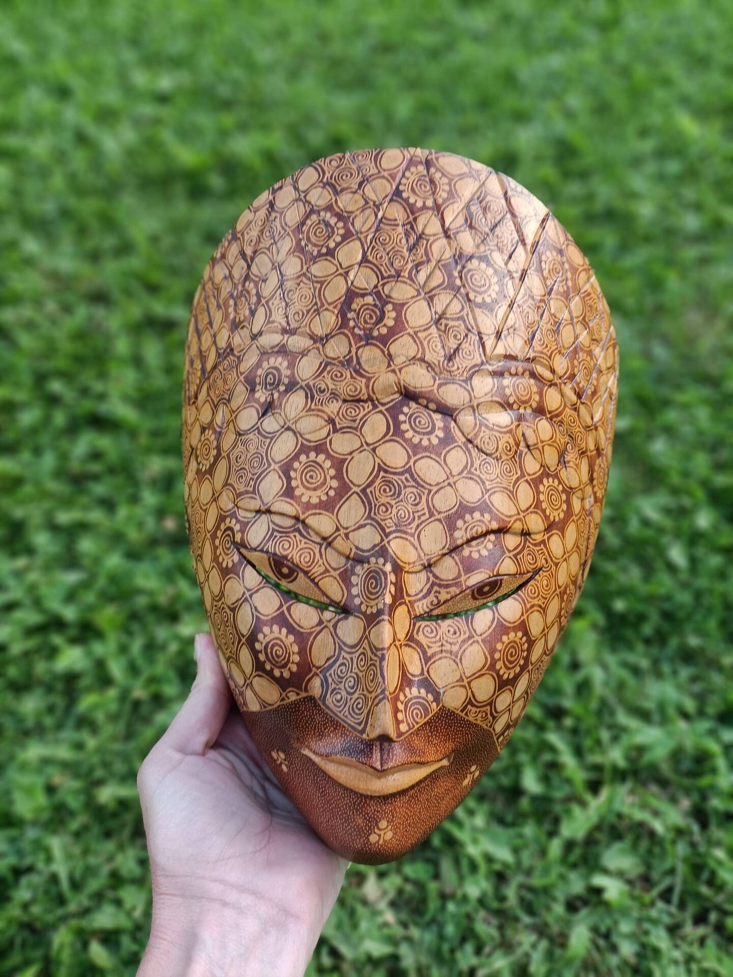 Masques ethniques rétro