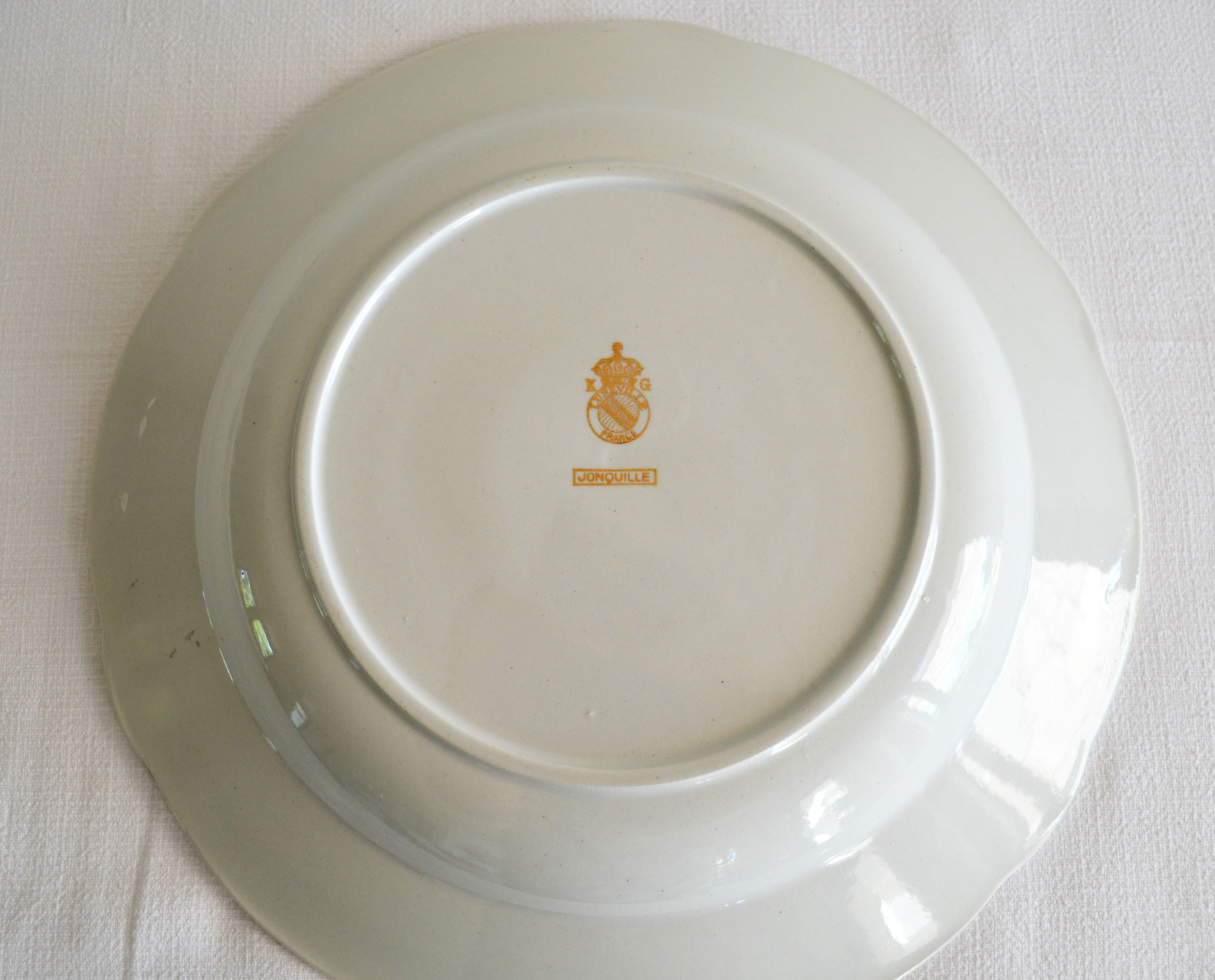 Dishes Lunéville model Daffodil