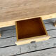 Table basse en bois brut