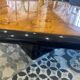 Table basse en loupe d’orme vintage 70s