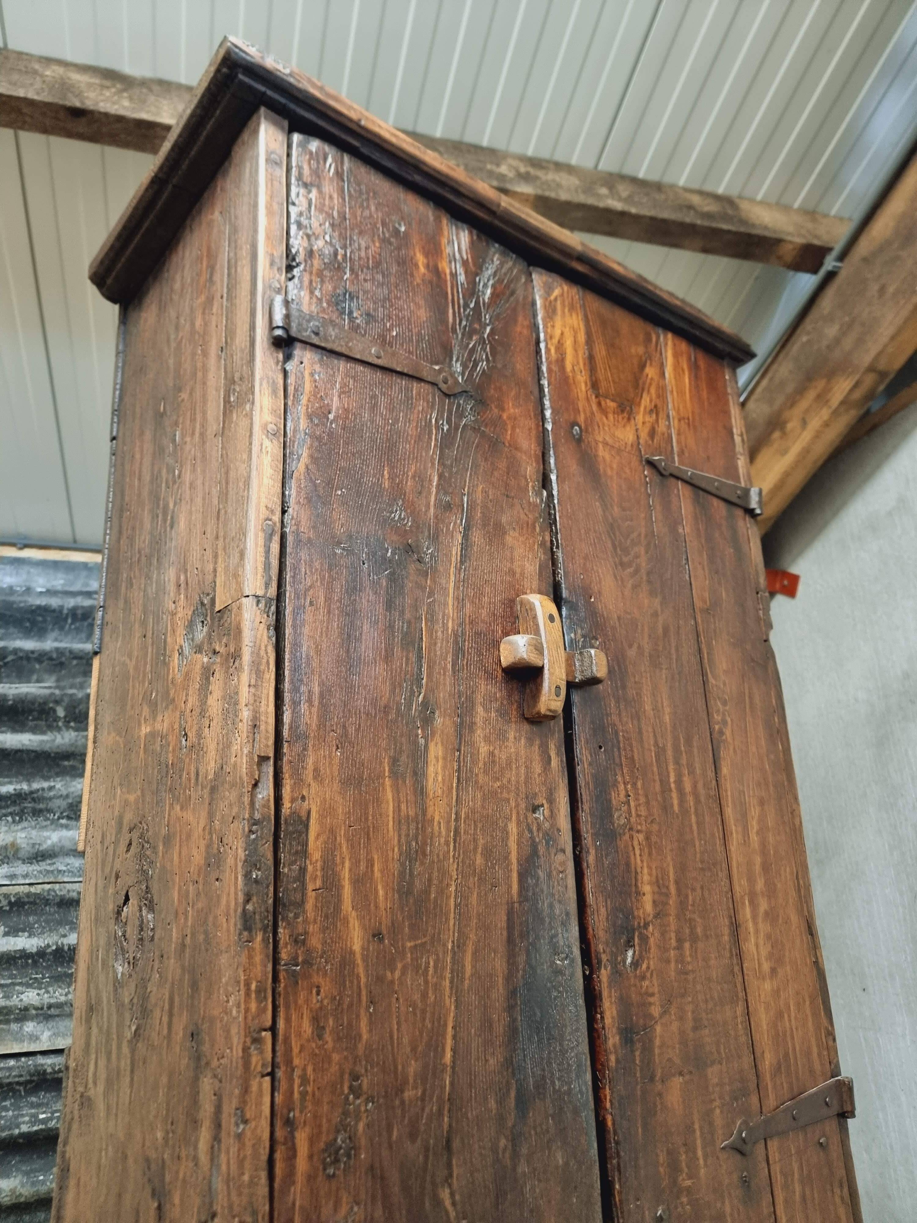 Antique Spanish cabinet chestnut 18th century 88 x 190 cm