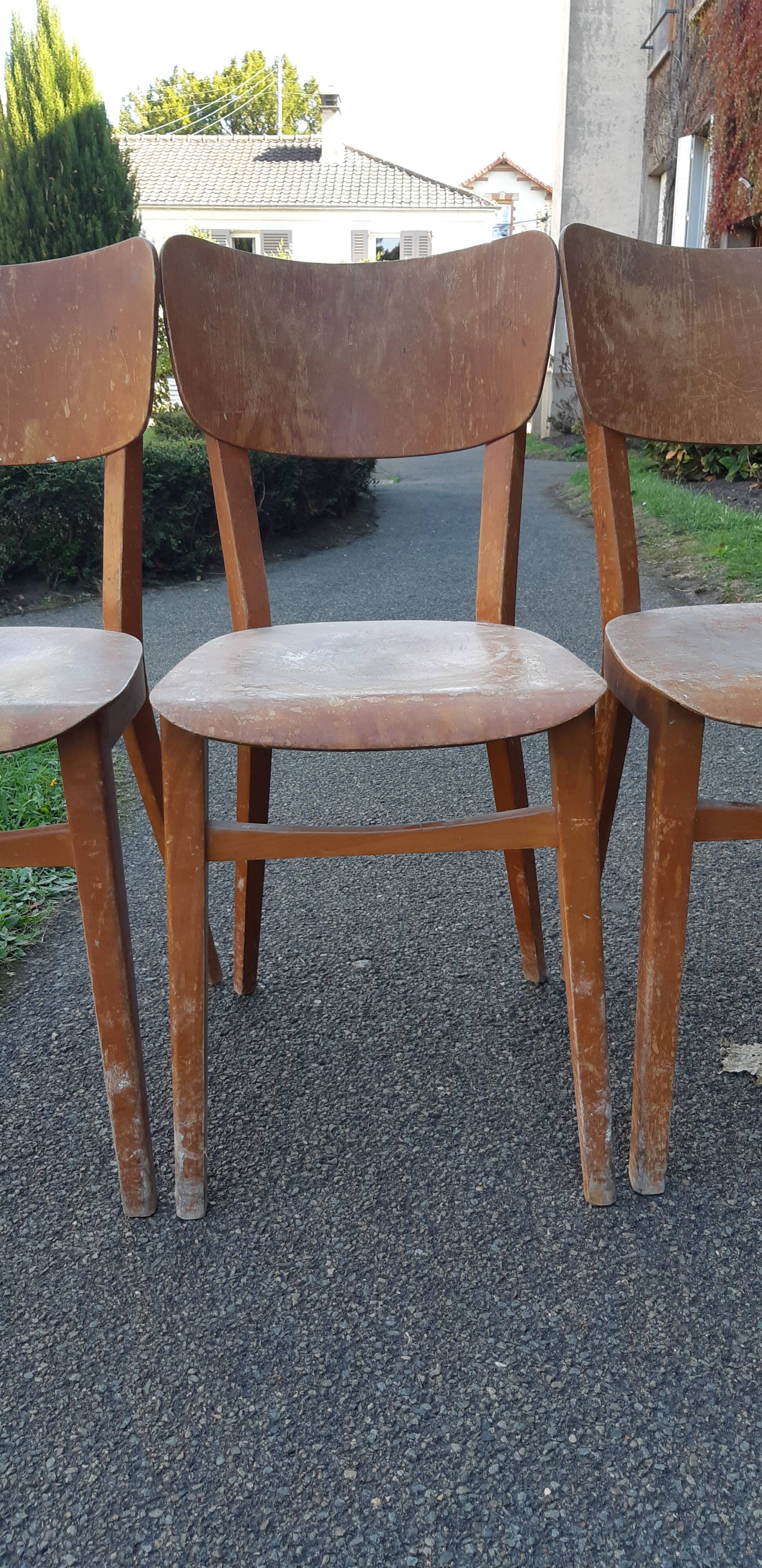 Lot of 4 wooden bistro chairs