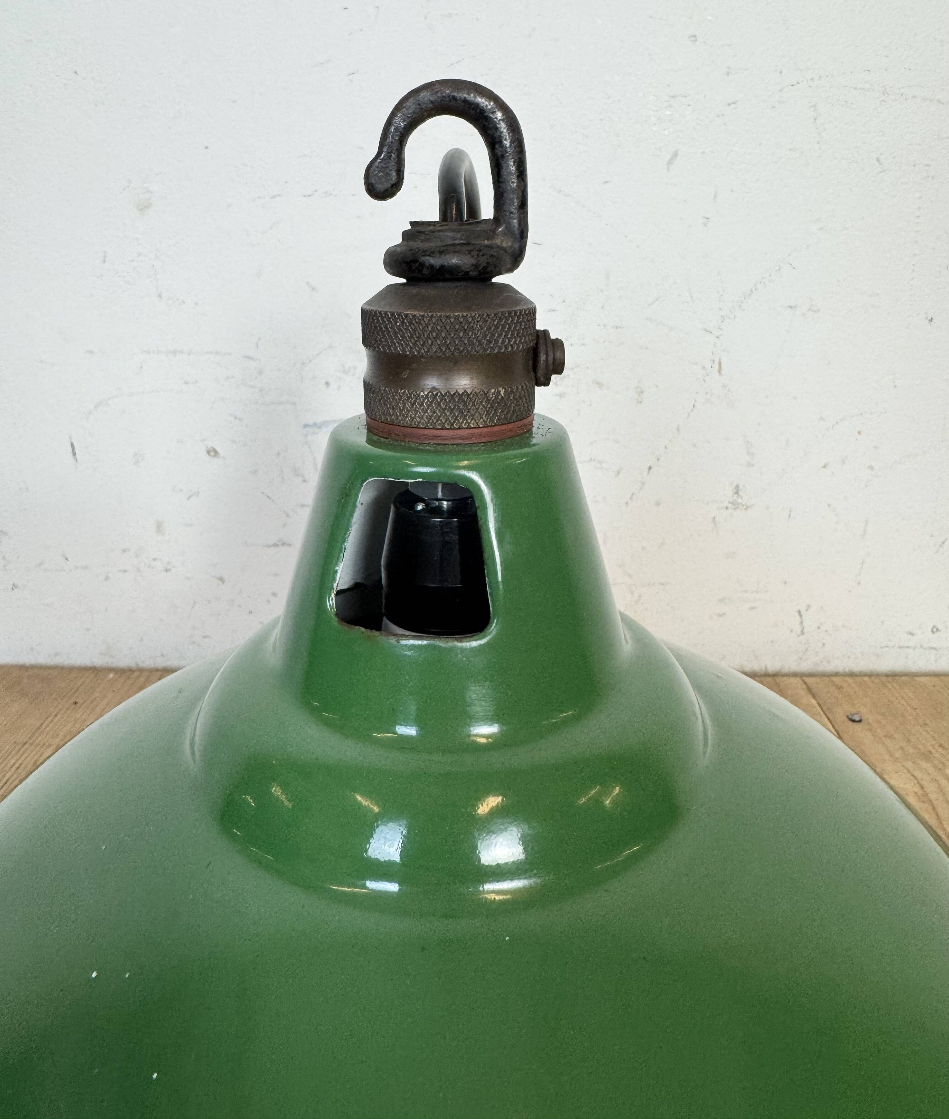 Industrial British Green Enamel Factory Pendant Lamp from Maxlume, 1960s