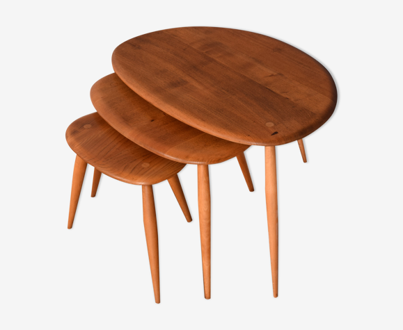Restored Vintage Retro Ercol 1960s Elm Nest Of Three Pebble Tables Model 354