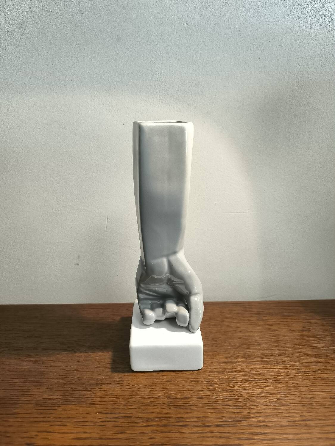 Punch vase circa 1980