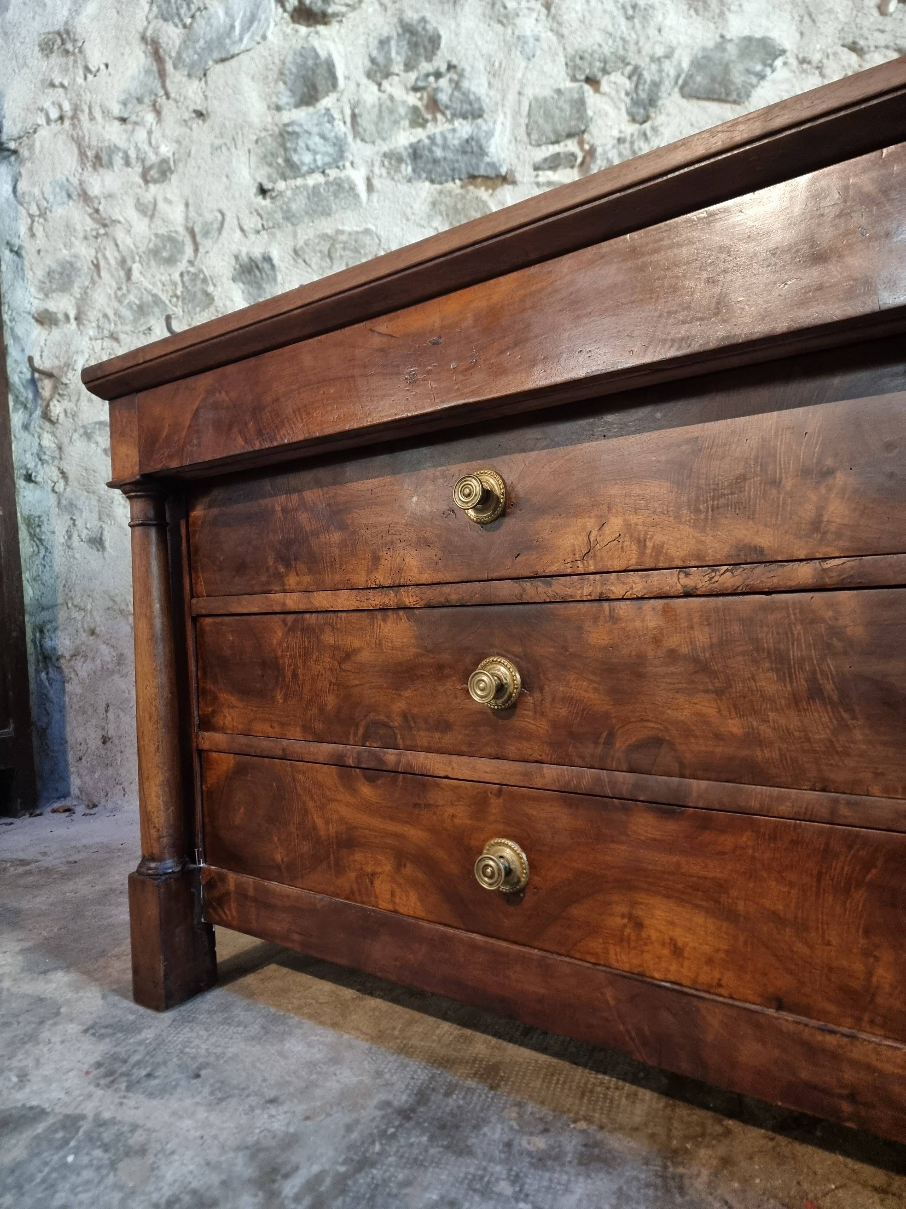 Antique French walnut commode, early 19th century (1800–1830), 4 drawers.
