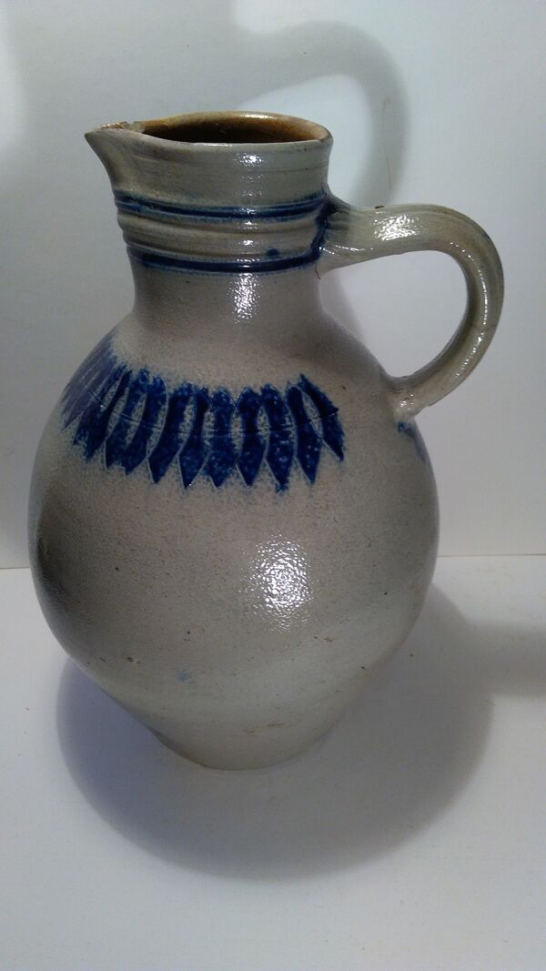 Jarre ancienne grès d'Asace