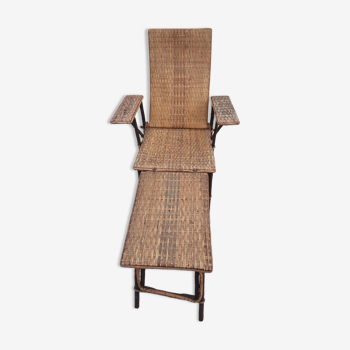 Rattan lounge chair