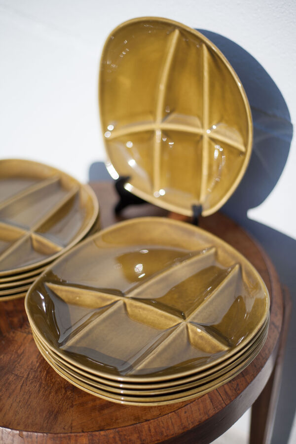 Service assiette à compartiment céramique Salins France X 11, assiette à fromages ,assiette verte