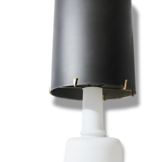 Chic & importante lampe d'ambiance en opaline & abat-jour géant en inox 1970 vintage seventies