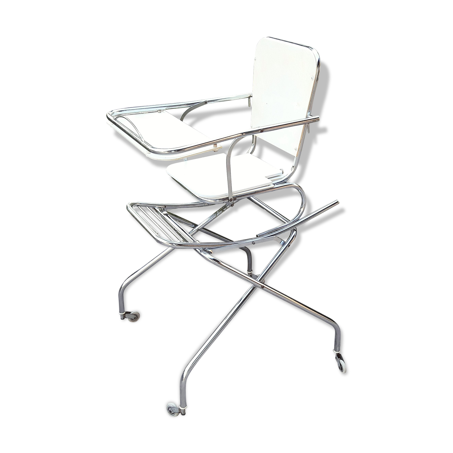 Light yellow highchair