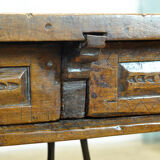 17th-century Spanish walnut table