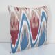 Coussin ouzbek ikat tissu