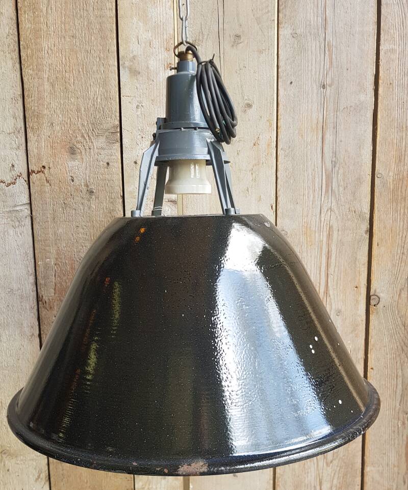 Authentic industrial enamel hanging lamp black