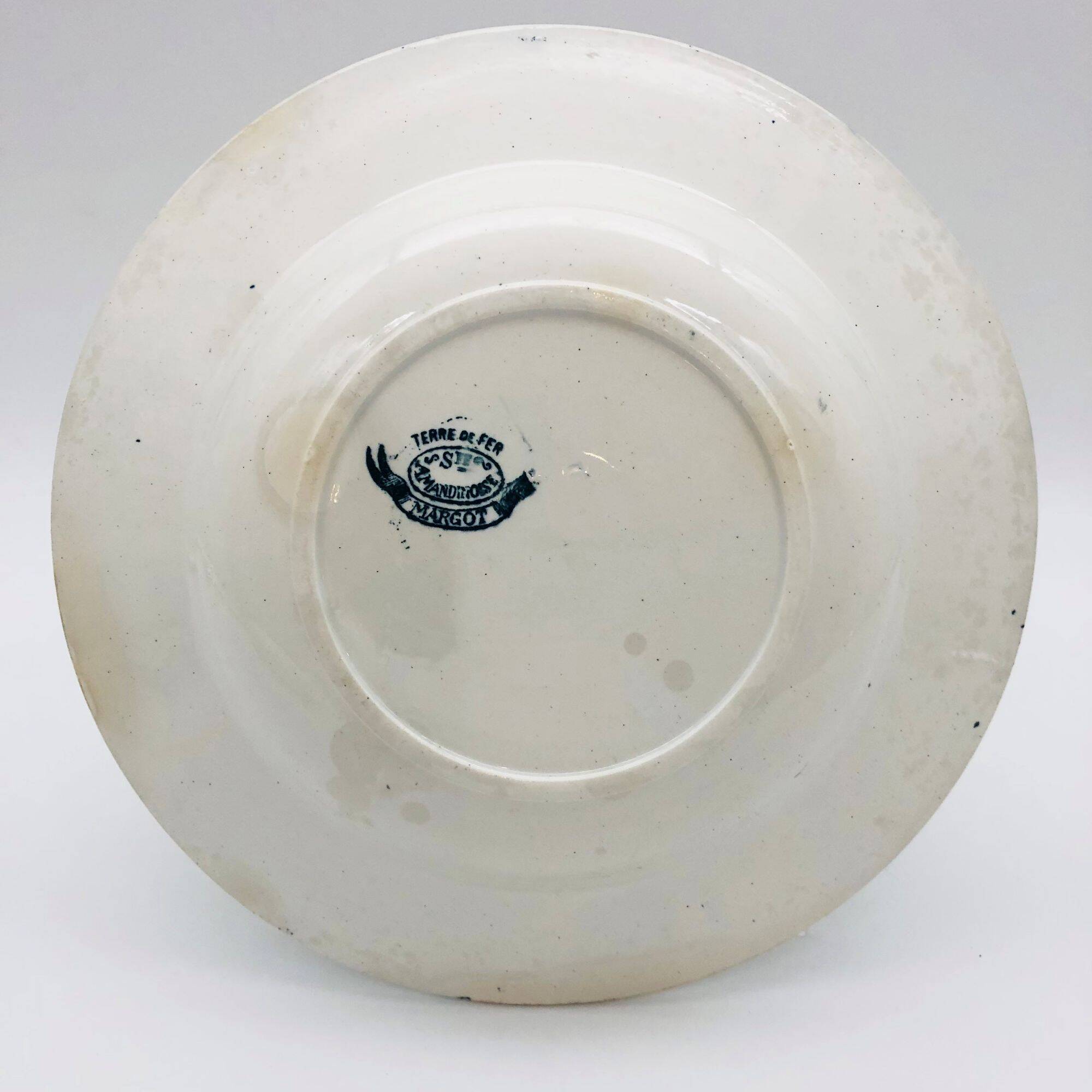 4 deep plates "St-Amandinoise" Model "Margot"