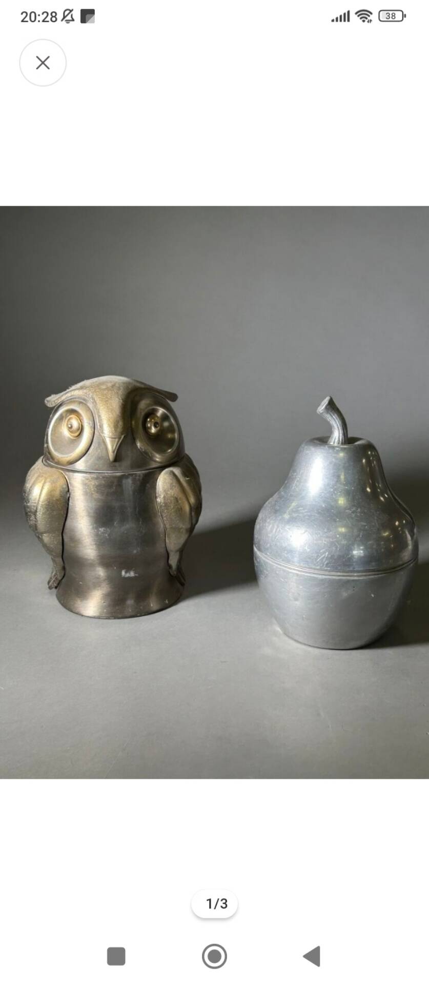 deux seaux à glace en aluminium