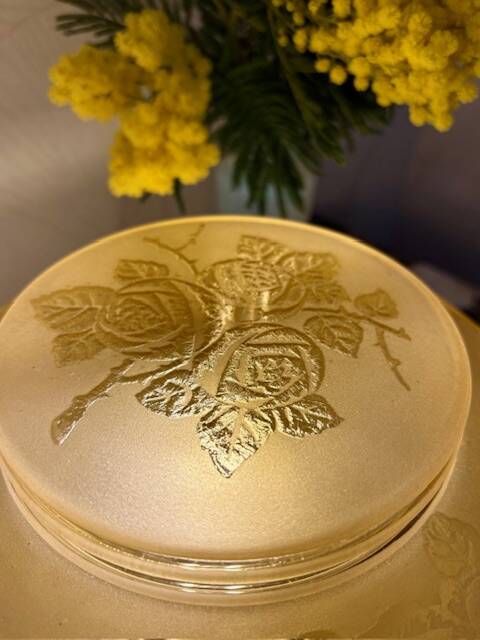 Yellow floral globe art nouveau table lamp