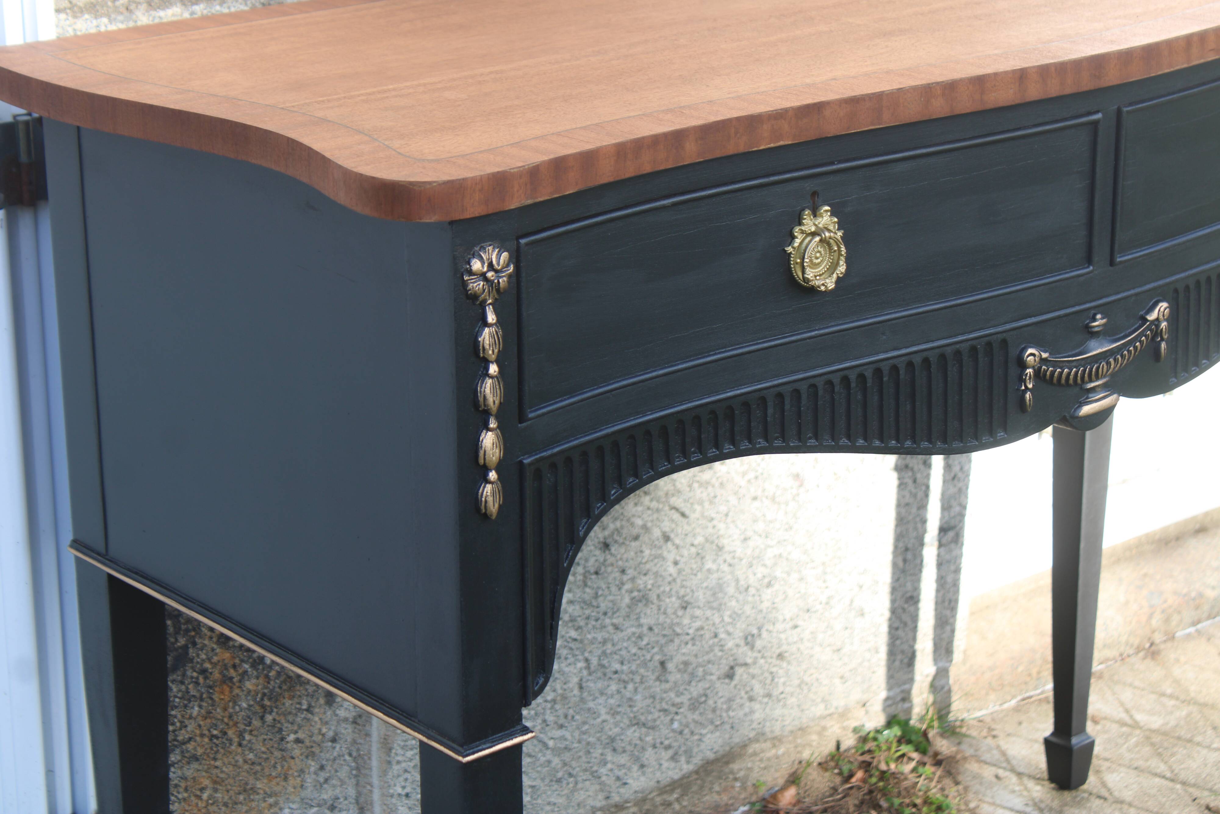 Restored antique console – Haussmannian elegance & velvet finish