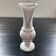 Vase en marbre blanc
