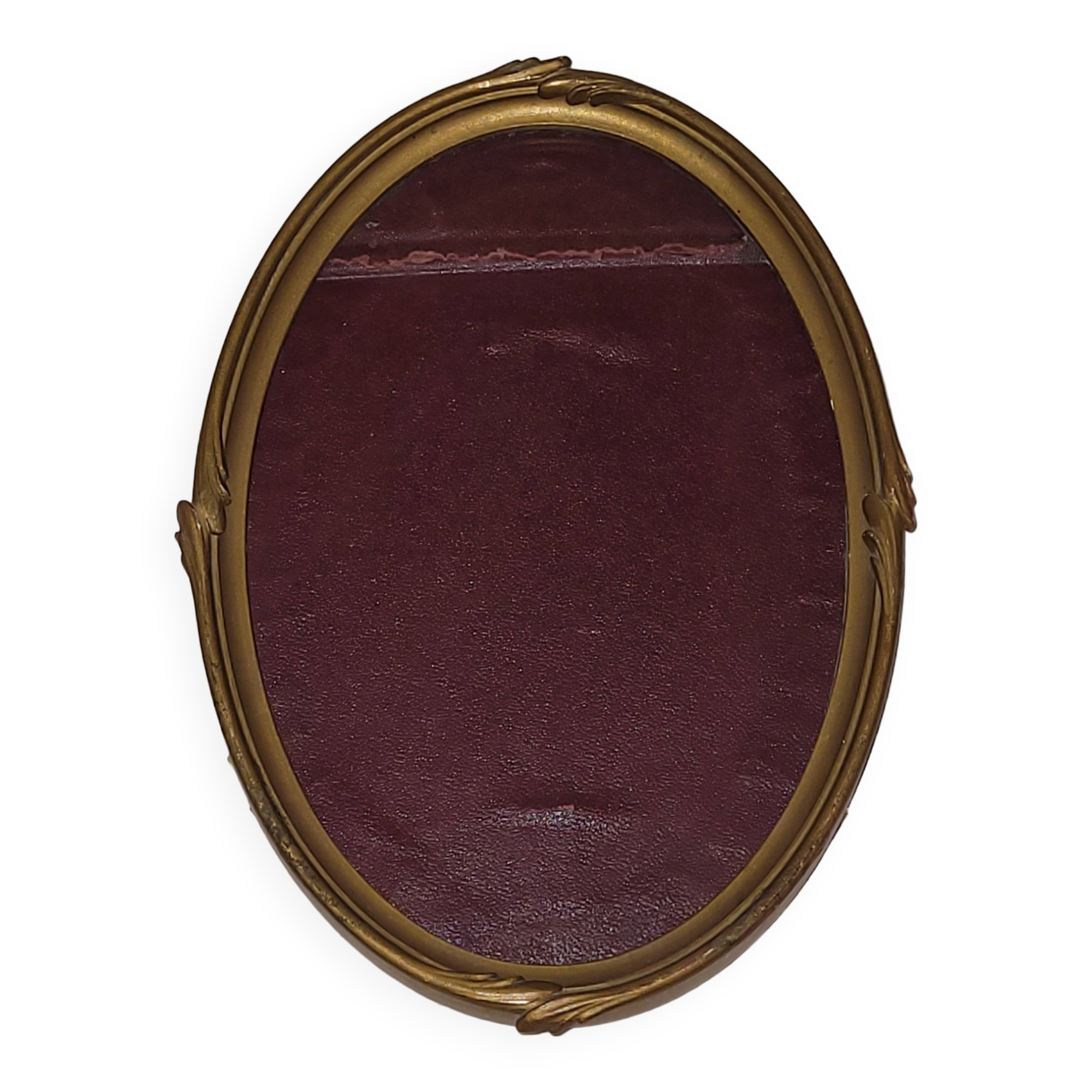 Small oval frame - old